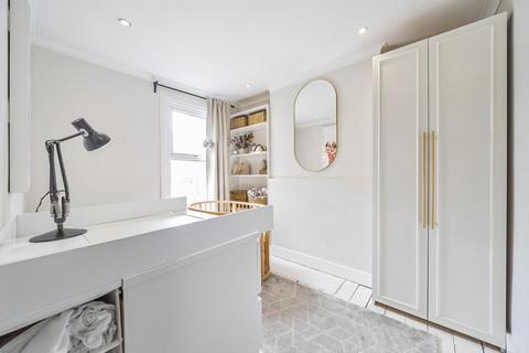 201 Eardley Road, London, SW16 5TQ
