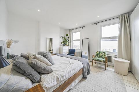 201 Eardley Road, London, SW16 5TQ