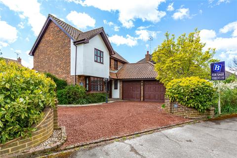 4 bedroom detached house for sale, Pittfields, Langdon Hills, SS16