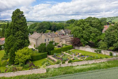 6 bedroom detached house for sale, High Street, Gilling West, Richmond, North Yorkshire, DL10