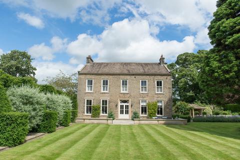 6 bedroom detached house for sale, High Street, Gilling West, Richmond, North Yorkshire, DL10