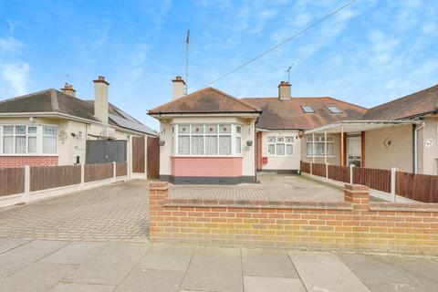 3 bedroom semi-detached bungalow for sale, Walsingham Road, Southend-on-sea, SS2