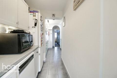 3 bedroom semi-detached house for sale, Gloucester Avenue, Chelmsford