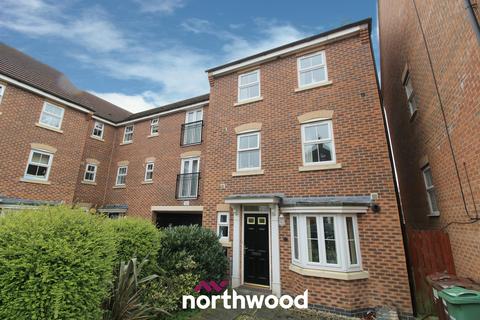 3 bedroom townhouse for sale, Ebberton Close, Pontefract WF9