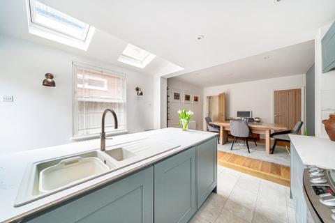 Wells Anthonys, Woking, GU21 4YG