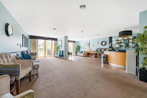 2 bedroom apartment for sale, Buttercross Lane, Witney, Oxfordshire