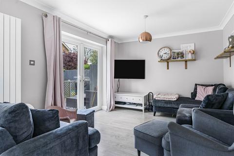 20 Gossmore Walk, Marlow, SL7 1QZ