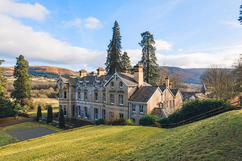 undefined, Llandinam SY17