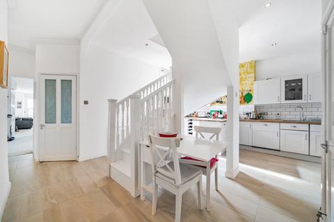 131 Inchmery Road, London, SE6 1DF