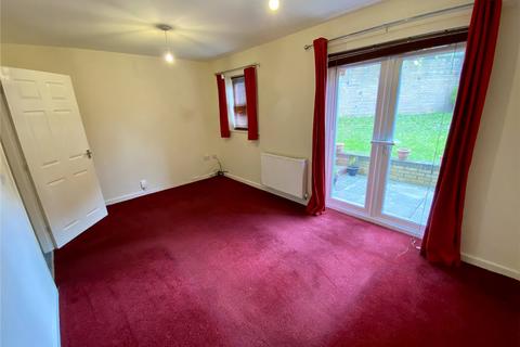 6 Abinger Close, Bradford, BD10 8DE