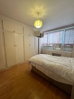 2 bedroom flat to rent, Essex, IG1