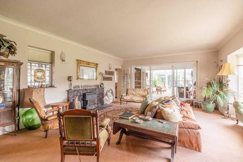 Triveni Ascot Road, Maidenhead, SL6 2HT