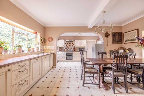 Triveni Ascot Road, Maidenhead, SL6 2HT