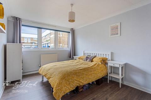 3 bedroom flat for sale, Hertford Road, Islington, N1