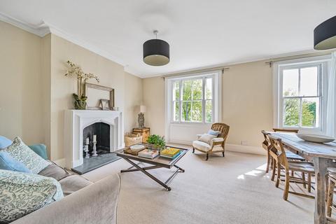 2 bedroom flat for sale, Priory Road, South Hampstead