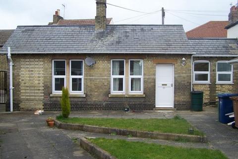 3 bedroom terraced bungalow for sale, London Road, Whittlesey, PE7