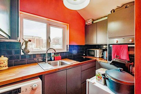 2 bedroom flat for sale, South Farm Road, Worthing BN14