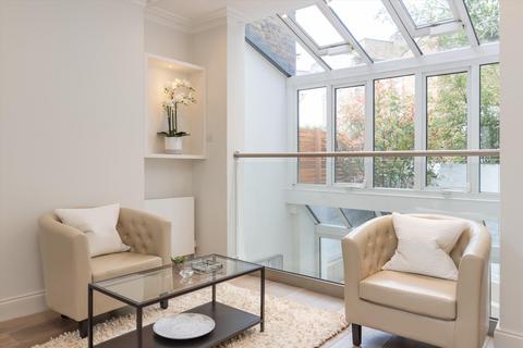 5 bedroom detached house to rent, Waterford Road, Fulham, SW6