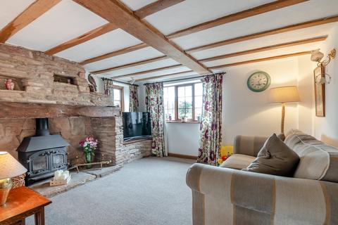 3 bedroom detached house for sale, Bury Hill, Weston Under Penyard