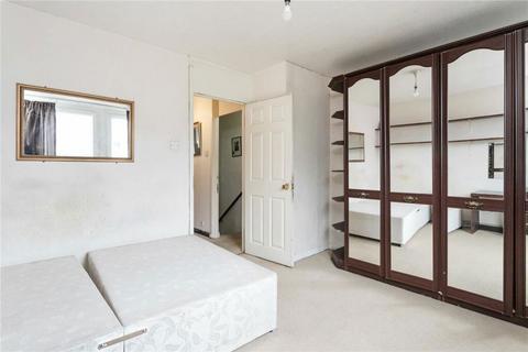 2 bedroom maisonette for sale, Hindrey Road, Hindrey Road, London, ., E5 8HG