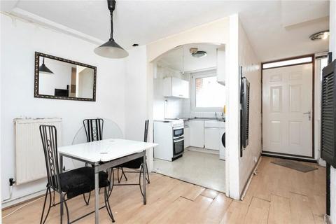 13 Hindrey Road, London, E5 8HG