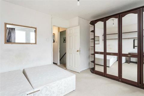 13 Hindrey Road, London, E5 8HG