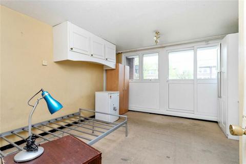 13 Hindrey Road, London, E5 8HG