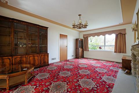 15 Ashfurlong Drive, Sheffield, S17 3NP