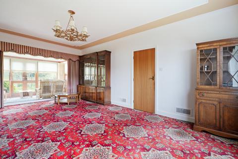 15 Ashfurlong Drive, Sheffield, S17 3NP