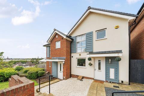 39 Morris Drive, Belvedere, DA17 6FJ