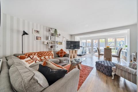 39 Morris Drive, Belvedere, DA17 6FJ