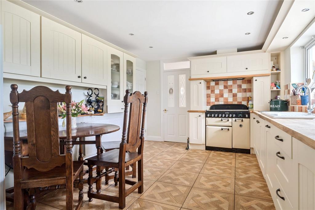 Kitchen/Breakfast