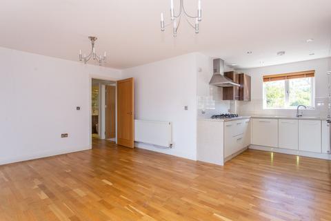 16, Carlton Court Castle Road, Whitstable, CT5 1FN