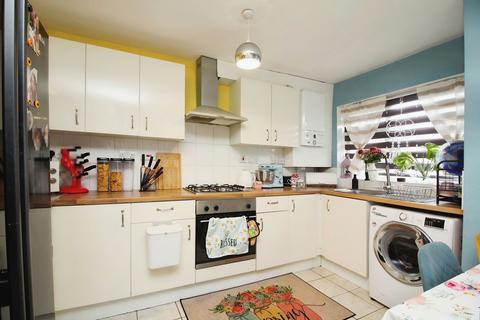 3 bedroom terraced house for sale, Oak Crescent, Leicester, LE3