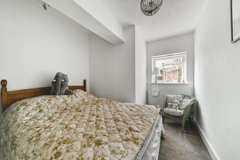 Stoneleigh Lodge Sandy Lane, East Grinstead, RH19 3LP