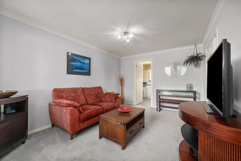 2 bedroom ground floor flat for sale, South Loch Park, Bathgate, West Lothian, EH48 2QZ