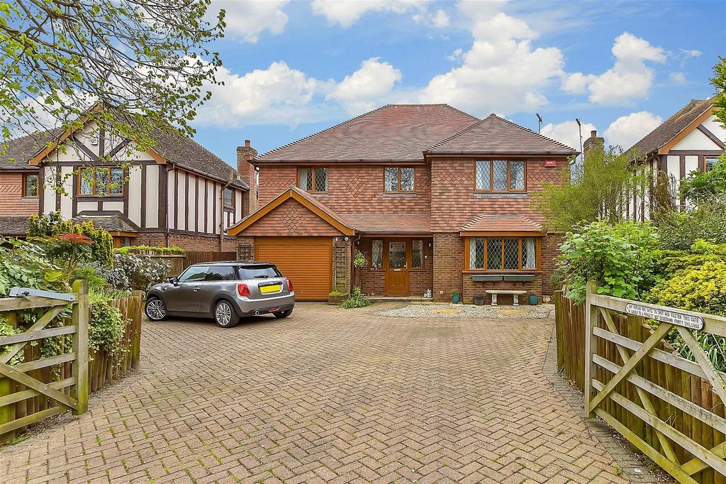 Littlestone Road, Littlestone, Kent 4 bed detached house for sale £