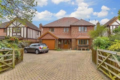 4 bedroom detached house for sale, Littlestone Road, Littlestone, Kent