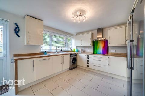 4 bedroom terraced house for sale, Elm Rise, Witham