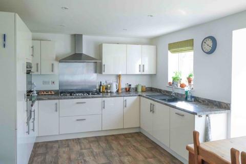 4 bedroom detached house for sale, Woodlands Park, Pickering