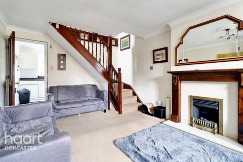 2 bedroom semi-detached house for sale, Meadow Croft, Edenthorpe, Doncaster