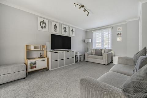 3 bedroom terraced house for sale, Gillfield Close, High Wycombe, Buckinghamshire
