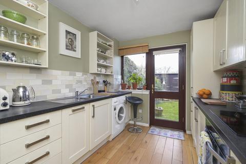 24 Buckstone Howe, Edinburgh, EH10 6XF