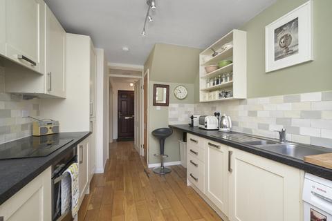 24 Buckstone Howe, Edinburgh, EH10 6XF