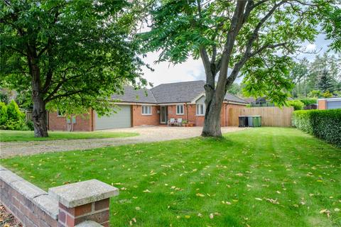 4 bedroom bungalow for sale, Beech Avenue, Bourne, Lincolnshire, PE10