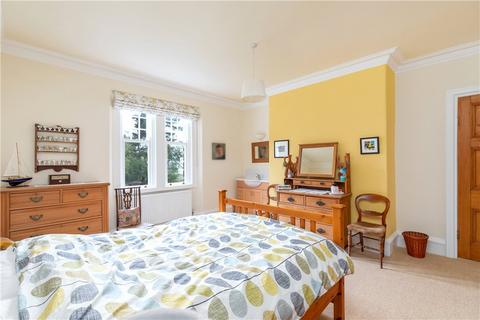 3 Beechwood Grove, Ilkley, LS29 9AX