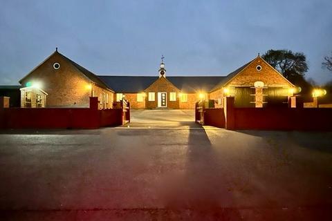 5 bedroom detached house for sale, Home Farm Stables, Manor Lane, Whilton, Daventry