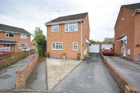 3 bedroom detached house for sale, Sandpiper Close, Poole BH17