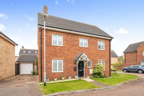 4 bedroom detached house for sale, Atherstone Close, New Cardington, Bedford