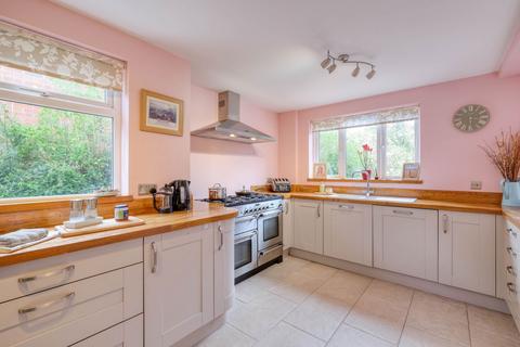 4 bedroom detached house for sale, Lickey Rock, Marlbrook, Bromsgrove, B60 1HF